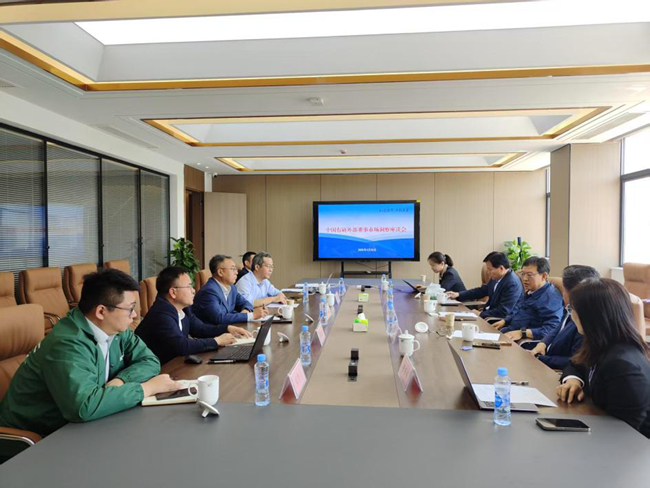 中国有研外部董事调研有研新能源